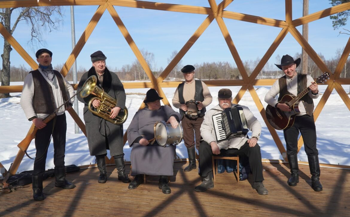 Traukinio_uzpuolimas23